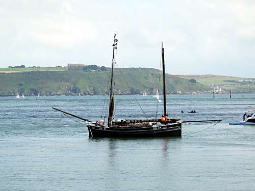 Coastal Scene Boating Boats Estuary Nature Sailing