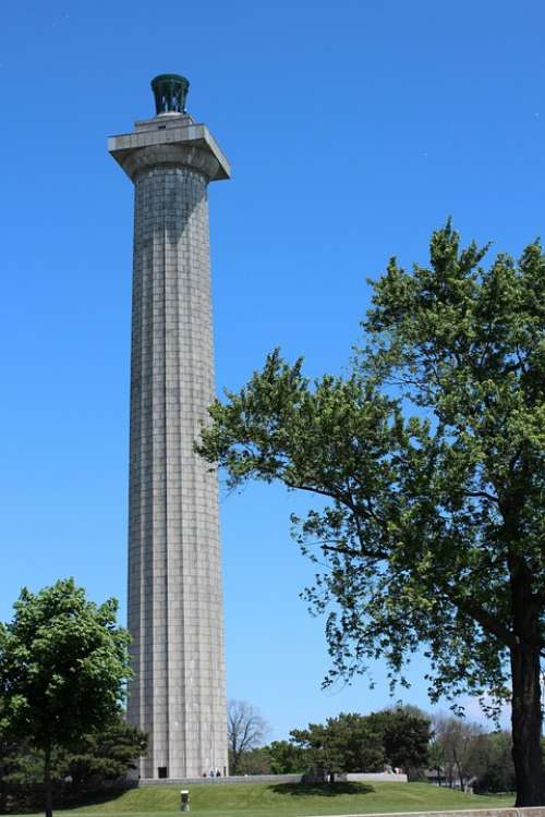 Column Monument Perry' Monument Lake Erie