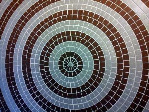 Concentric Circle Shape Mosaic Wall White Black
