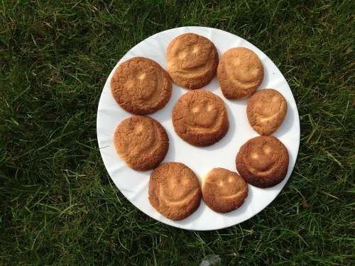 Cookies Smilies Plate Pastries Luck Smile Eat
