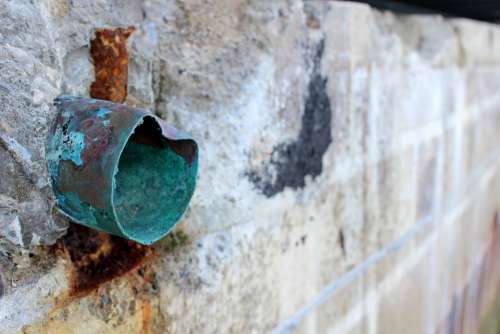 Copper Green Wall Stone Pipe Drain