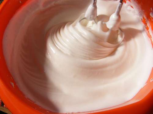 Cream Egg Electric Foam Meringues Mixer White