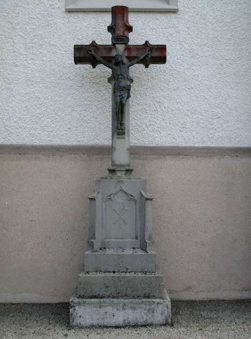 Crucifix Cross Christian Churchyard Mammern
