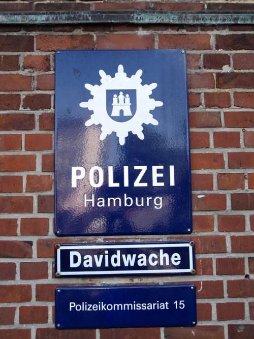 Davidwache Hamburg Police Hamburg Email Sign