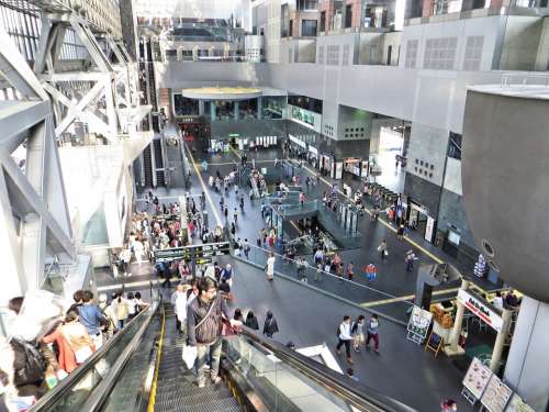 Department Store Shopping Centre Escalator Thread