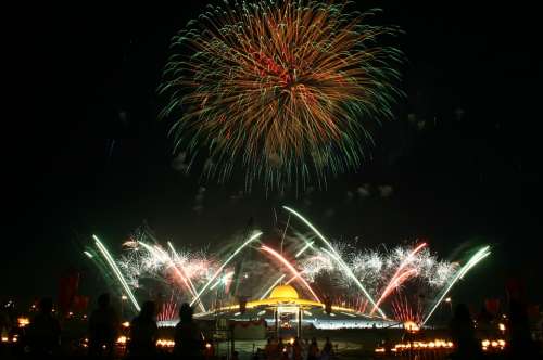 Dhammakaya Pagoda Celebration Fireworks Temple