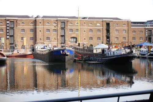 Docklands Canary Wharf London Boats Water