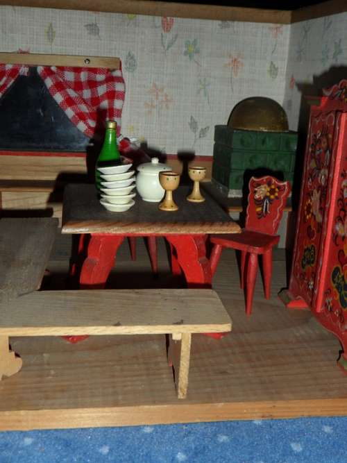 Dolls Houses Old Furniture Doll'S House Play