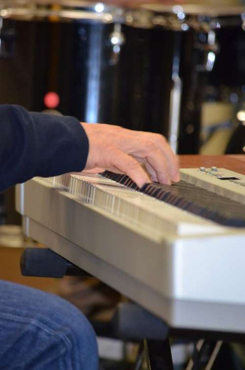 E-Piano Piano Playing The Piano Keyboard Music