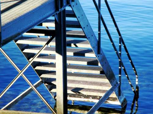 Eisenkontruktion Stairs Ship Berth Lake Water