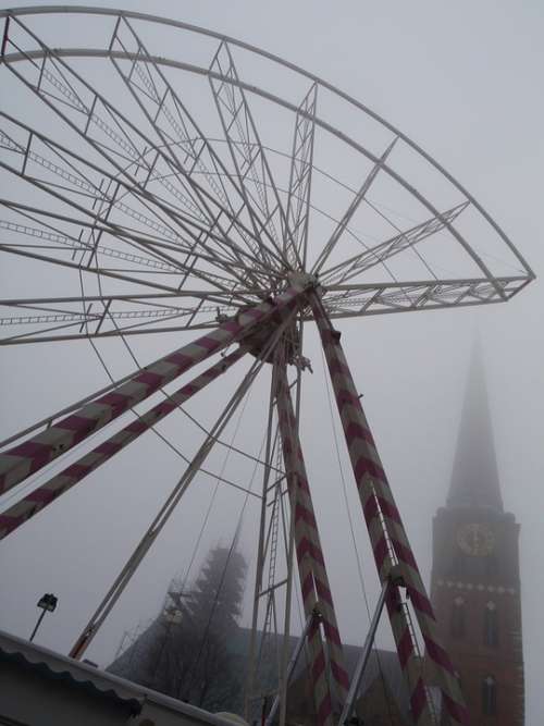 Ferris Wheel Fog Lübeck