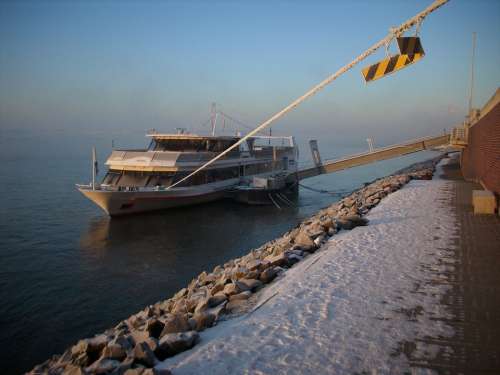 Ferry Boat Emmerich Rhine Rheinbrücke Snow Winter