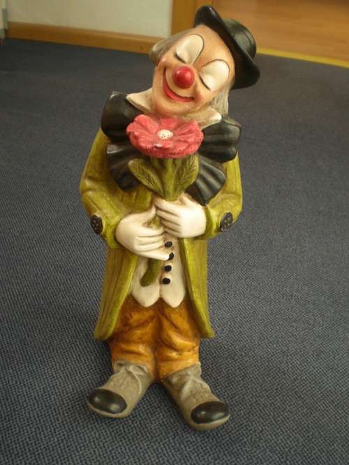 Figure Statue Sculpture Clown Cheerful Colorful