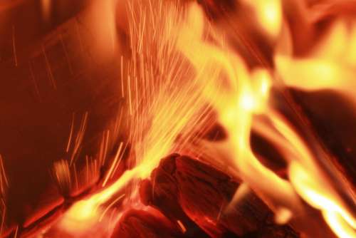 Fire Wood Fire Embers Heat Heiss Brand Oven Fire
