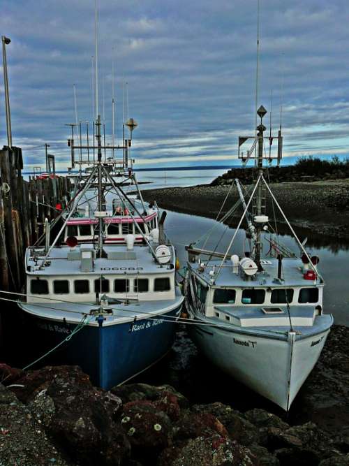 Fisher Boats Water Shoreline Lobster Dusk