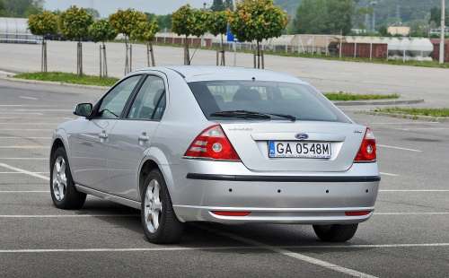 Ford Mondeo Auto Silver Reflector Replacement Lamp