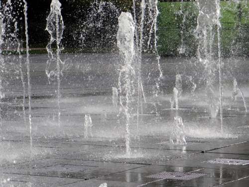 Fountain Drip Water Colmar Rapp Space Light Clear