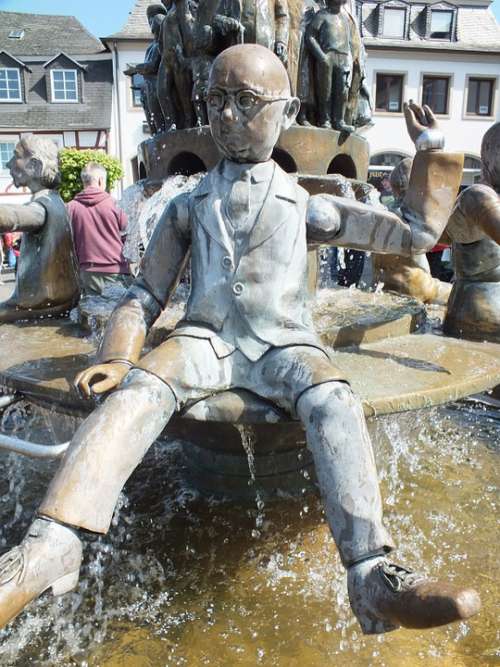 Fountain Westerwald Linz Am Rhein Gargoyle Figure