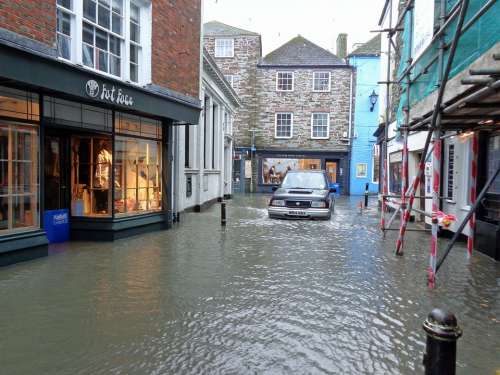 Fowey Village Cornwall Street Road Narrow Flood