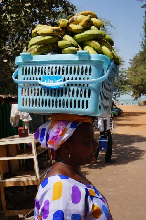 Fruit Banana Black Women Basket Head Carry