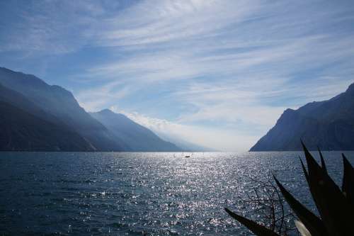 Garda Italy Mountain Lake Lake Mountains Sky