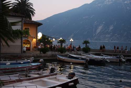 Garda Riva Del Garda Promenade Bank Lakeside Italy