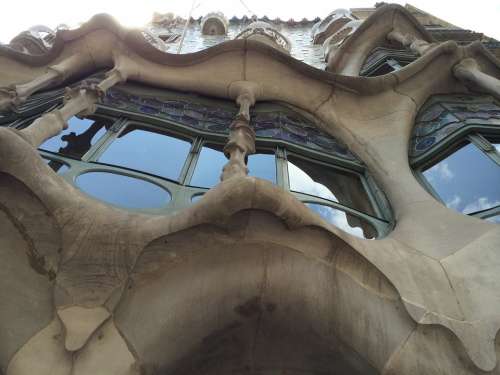 Gaudí Window Road Glass Barcelona Arts