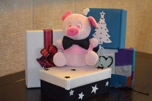 Gift Box Piggy Cute Christmas Bow Pack