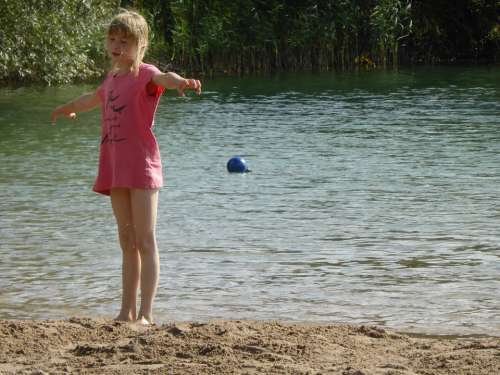 Girl Child Sand Play Water Beach Lake Warm