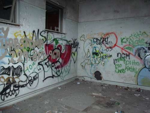 Graffiti Vandalism Abandoned Building Florida