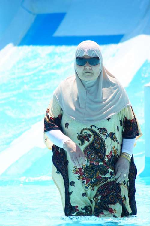 Grandma Women Old Human Water Vacations Tunisia
