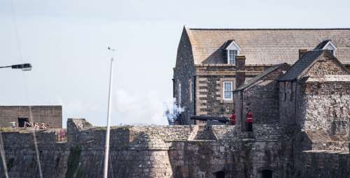 Guernsey Castle Cannon Firing History Old Gun