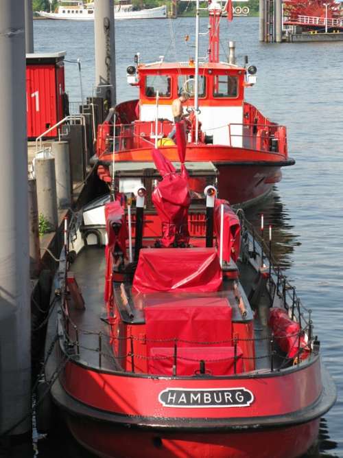 Hamburg Port Ship Shipping Container Distress