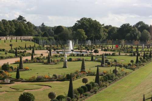 Hampton Court Gardens Sophistication Palace