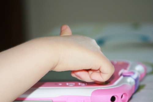 Hand Finger Toys Tablet Pink White Family