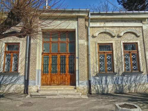 House Doors Falticeni Romania Home Architecture