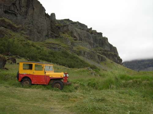 Iceland Jeep Cloudy Green