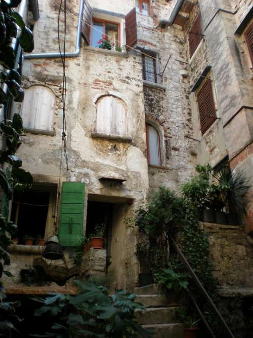 Istria Backyard Idyll House Facade