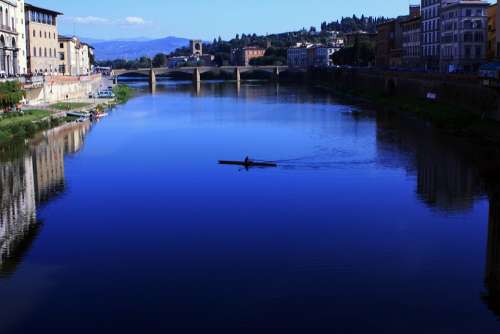 Italy Florence Arno River Rowing Visit Bridge
