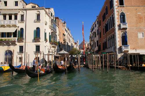 Italy Vacations Venice Venezia Gondolas Canal