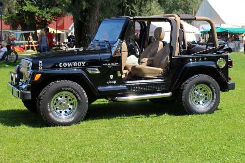 Jeep Auto Open Mature Wheels All Terrain Vehicle