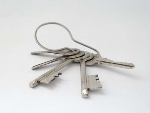 Keys Bunch White Metal Grey Security Steel