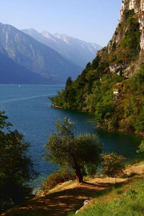 Lake Garda Italy Limone Sul Garde Holiday Summer