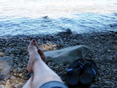 Lake Tahoe Beach Rock Shore Waves Cooling The Feet