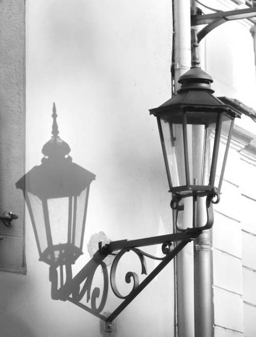 Lantern Light Shadow Perspective