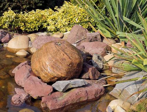 Lapping Stone Water Stone Ball Pond Harmony