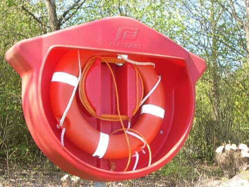 Lifebelt Red Tree Trees Rescue Protection Swimmer