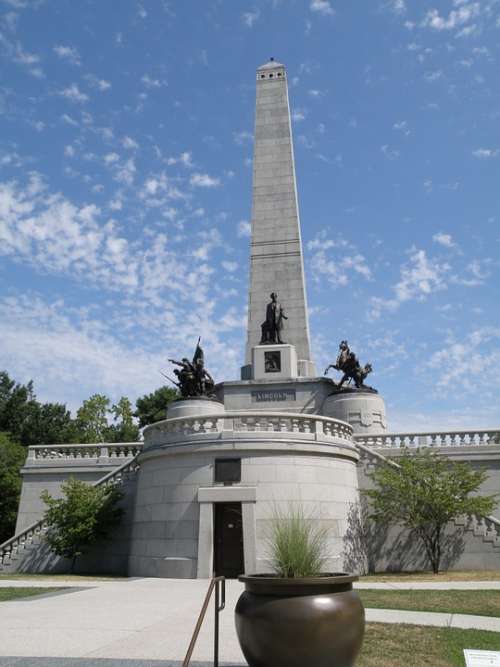 Lincoln Tomb Springfield Illinois