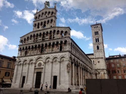 Lucca Italy Holiday
