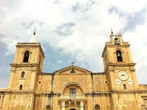 Malta Church City Travel